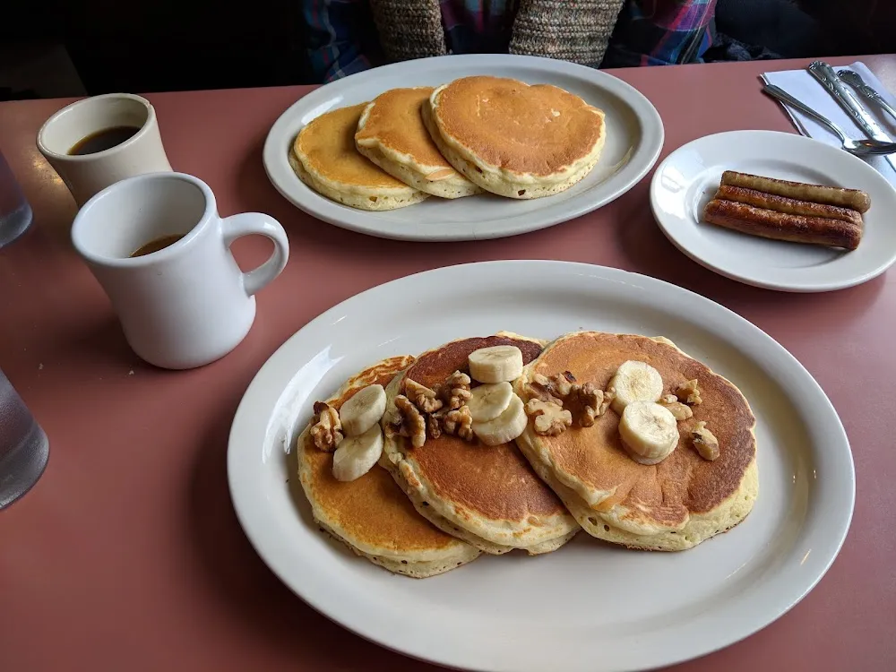 Banana-Walnut Pancakes